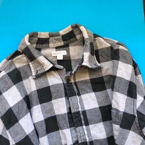 black and gray flannel